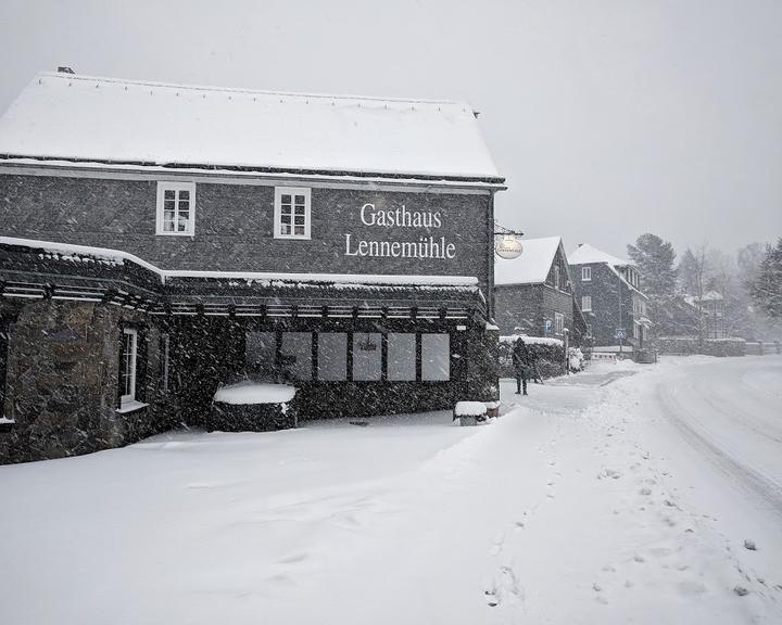 Gasthaus LenneMühle by Anatze